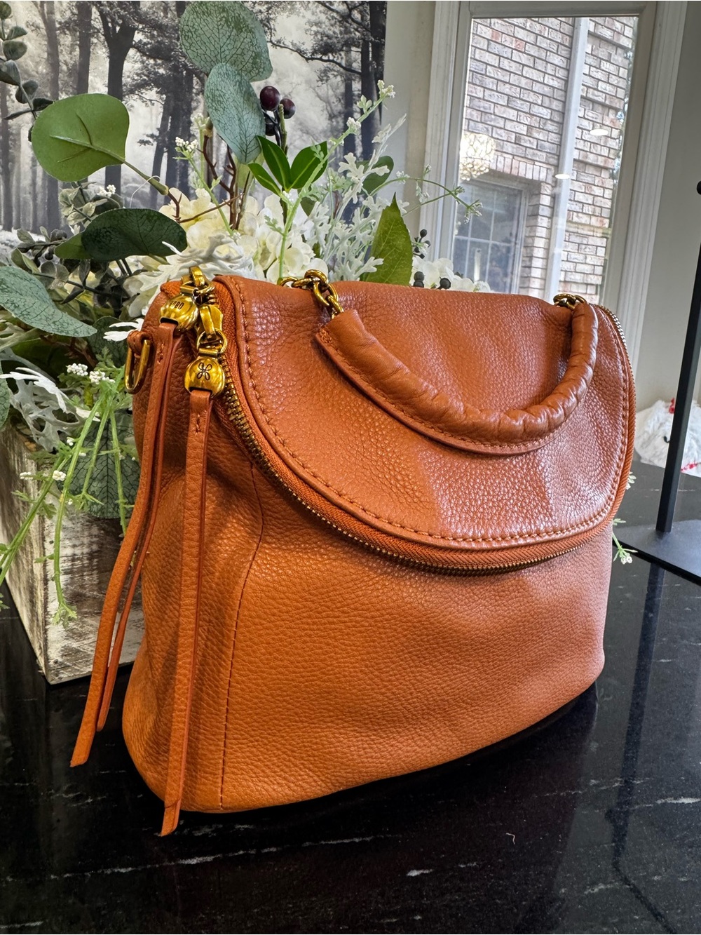 🧡HOBO Fern Foldover Leather Crossbody Messenger Cognac - Picture 3 of 16